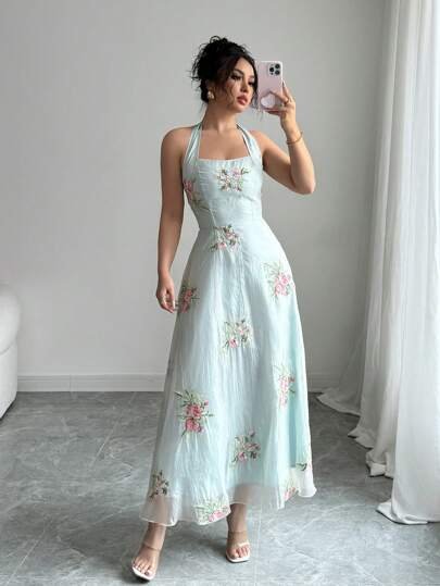 فستان نسائي أنيق مطرز بزخارف زهرية